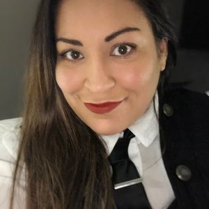 Meet your Posher, Jeannie